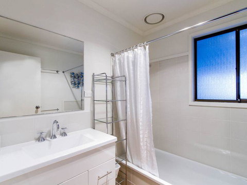 Perfect For Family Fun - Tourism Noosa 9