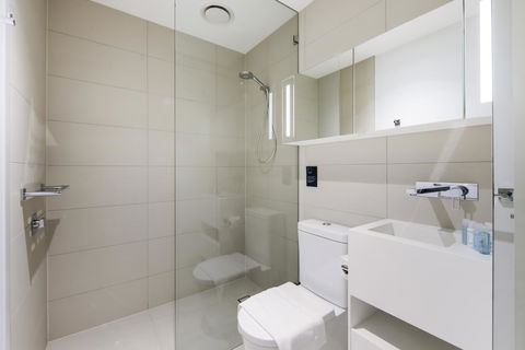 The Canvas Apartment Hotel - Tourism Noosa 1