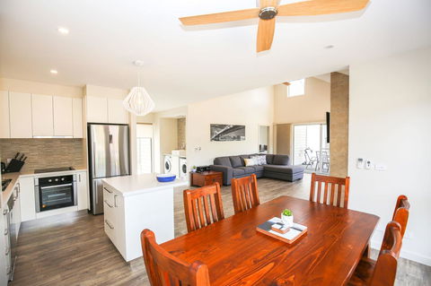 Amber Mist Villa Two - Tourism Noosa 15