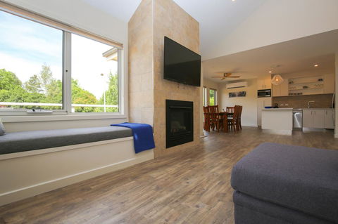 Amber Mist Villa Two - Tourism Noosa 14