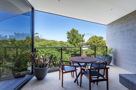 Blairgowrie Apartment 2 - On The Beach - Tourism Noosa 1