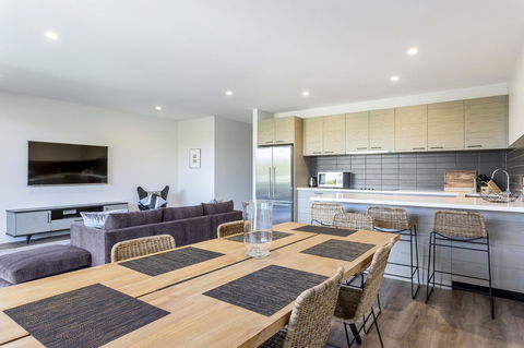 Blairgowrie Apartment 2 - On The Beach - Tourism Noosa 4
