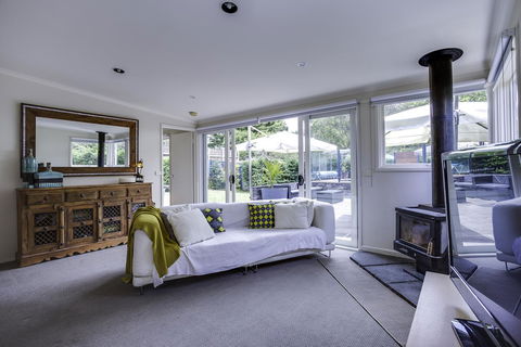 Heather's Hideaway Sorrento - Tourism Noosa 1