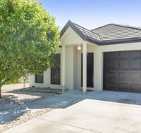 Black Lotus Townhouse - Tourism Noosa