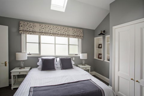 Oak Tree Lodge - Tourism Noosa 38