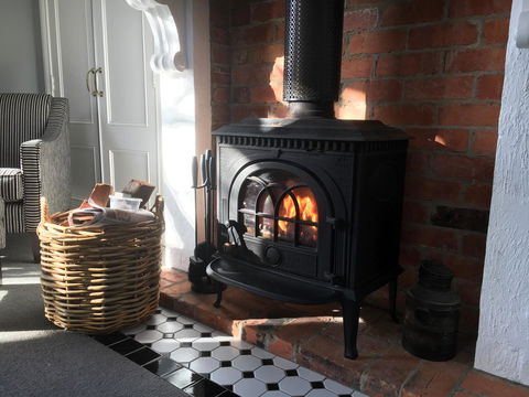 Oak Tree Lodge - Tourism Noosa 6