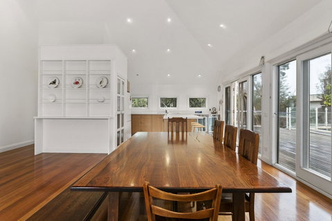 Perfect Blairgowrie Beach House - Tourism Noosa 8