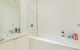 Stylish 3 Bedroom Townhouse - Free Parking - thumb 23