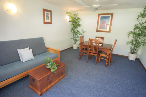Debbie\'s Place - Tourism Noosa 39