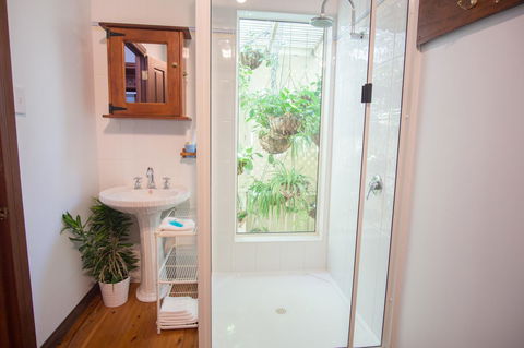 Debbie\'s Place - Tourism Noosa 34
