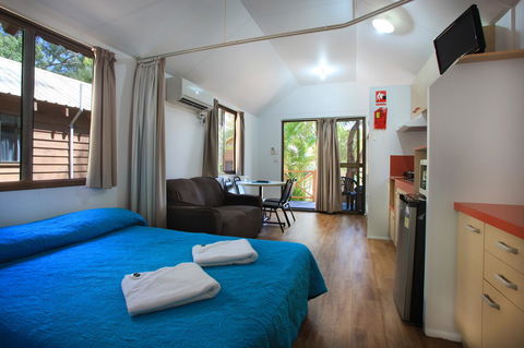 Captain Cook Holiday Village 1770 - Tourism Noosa 26