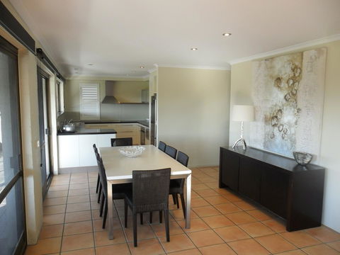 Myuna Holiday Apartments - Tourism Noosa 32