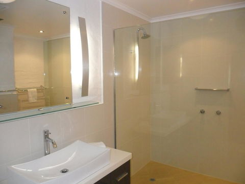 Myuna Holiday Apartments - Tourism Noosa 42