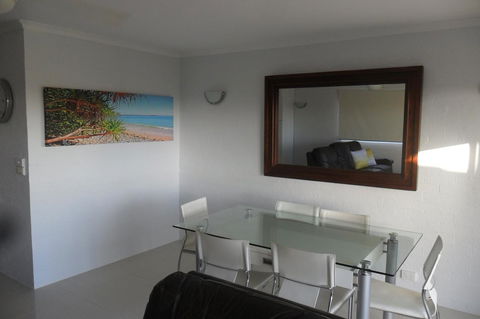 Myuna Holiday Apartments - Tourism Noosa 9