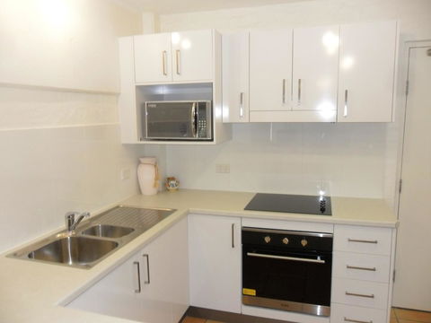 Myuna Holiday Apartments - Tourism Noosa 18