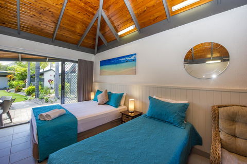 Island Leisure Resort - Tourism Noosa 2
