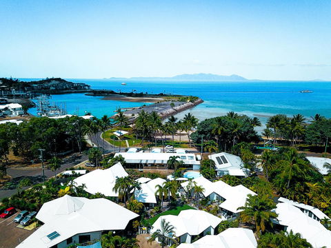Island Leisure Resort - Tourism Noosa 10