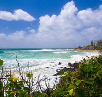 Rainbow Bay Backpackers - Tourism Noosa