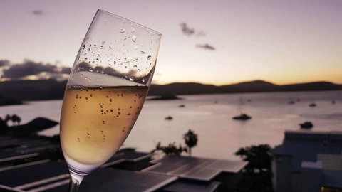 Mirage Whitsundays - Tourism Noosa 26
