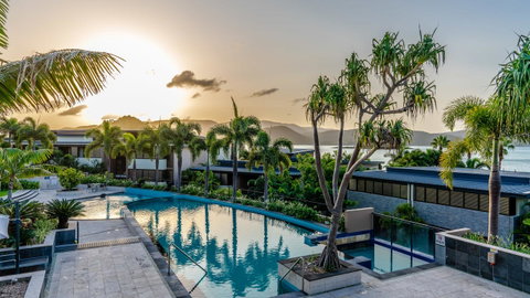 Mirage Whitsundays - Tourism Noosa 11