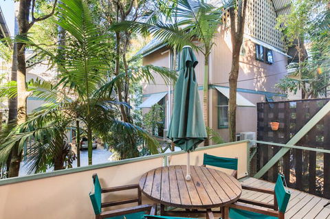 The Hastings Beach Houses - Tourism Noosa 16