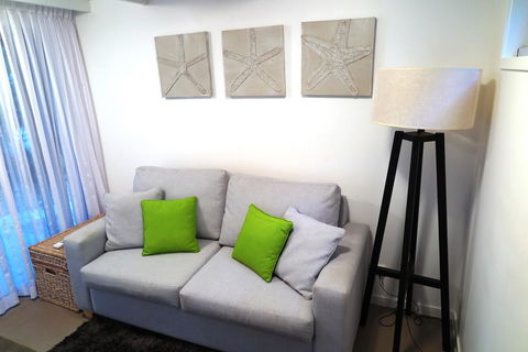 The Hastings Beach Houses - Tourism Noosa 41
