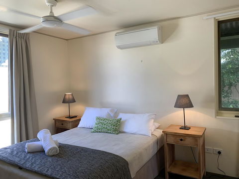 The Hastings Beach Houses - Tourism Noosa 12