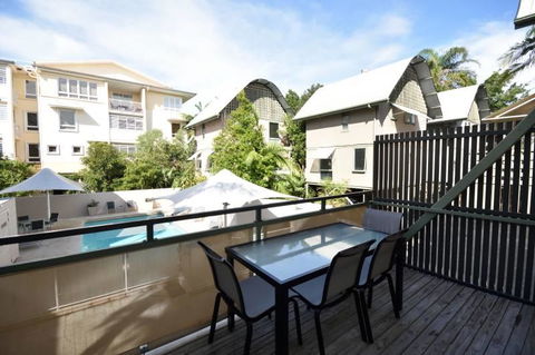 The Hastings Beach Houses - Tourism Noosa 11