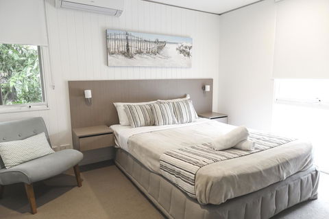 The Hastings Beach Houses - Tourism Noosa 19