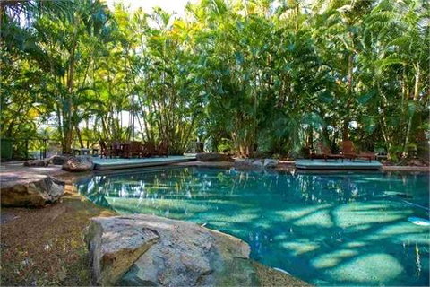 Poinciana 112 - Tourism Noosa 17