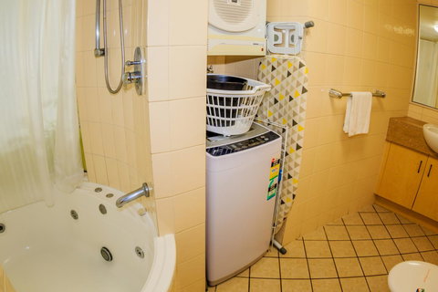 Grand Palais Boolarong Beachside Apartments - Tourism Noosa 37