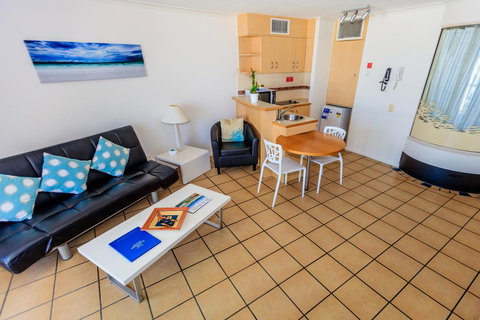 Grand Palais Boolarong Beachside Apartments - Tourism Noosa 14
