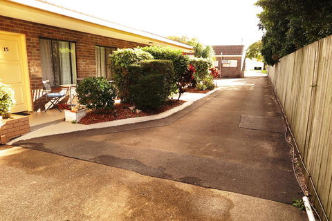 Twin Pines Motel - Tourism Noosa 27