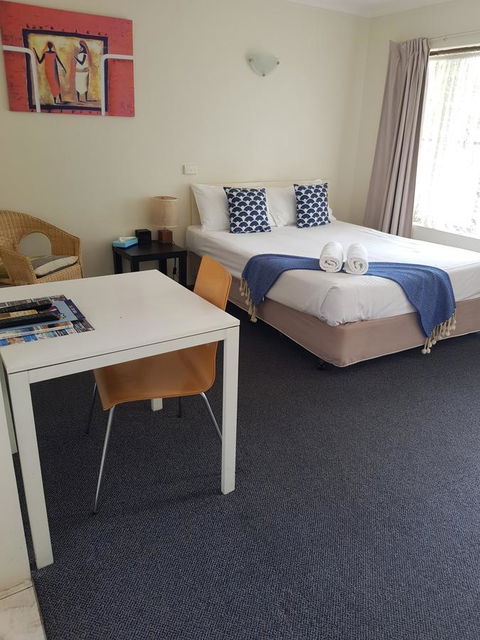 Twin Pines Motel - Tourism Noosa 16