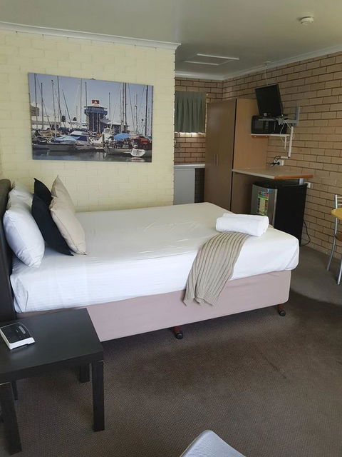 Twin Pines Motel - Tourism Noosa 19