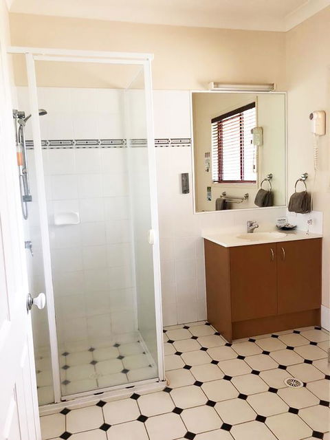 The Bearded Dragon Boutique Hotel - Tourism Noosa 12