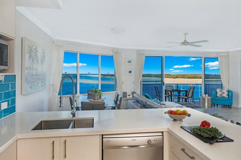 Watermark Resort Caloundra - Tourism Noosa 25