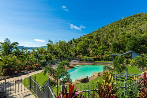 Beach Lodges - Tourism Noosa 1