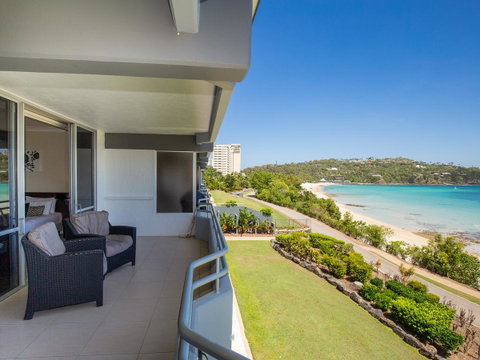 Beach Lodges - Tourism Noosa 5