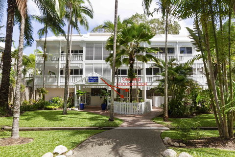 The White House Port Douglas - Tourism Noosa 1