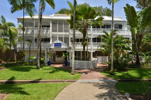 The White House Port Douglas - Tourism Noosa 0