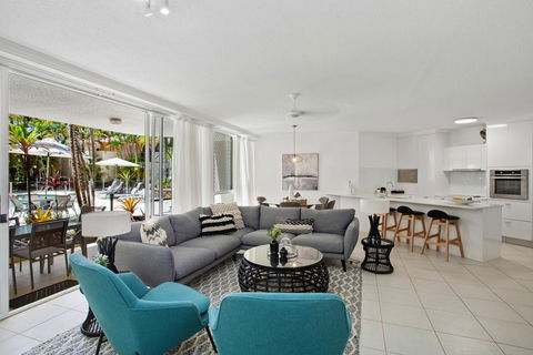 Noosa Tropicana - Tourism Noosa 22