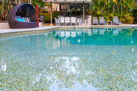 Noosa Tropicana - Tourism Noosa 2