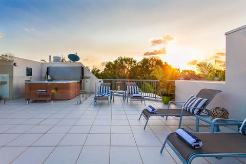 Noosa Tropicana - Tourism Noosa 19