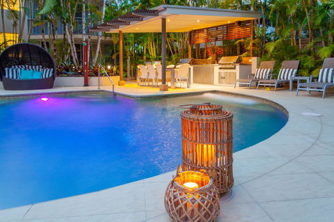 Noosa Tropicana - Tourism Noosa 1