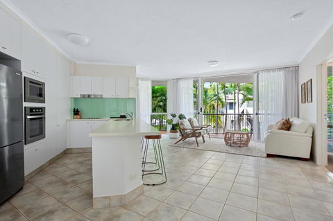 Noosa Tropicana - Tourism Noosa 12