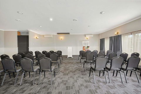 Econo Lodge Toowoomba Motel & Events Centre - Tourism Noosa 6