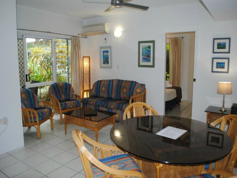 The Port Douglas Queenslander - Tourism Noosa 21