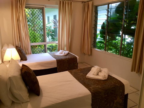 The Port Douglas Queenslander - Tourism Noosa 2