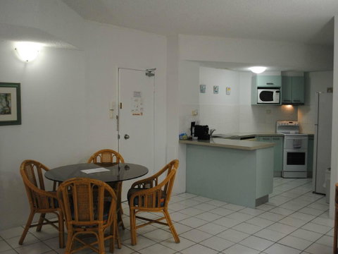 The Port Douglas Queenslander - Tourism Noosa 20